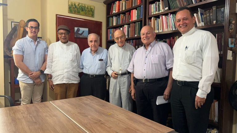 Reunión de la Asamblea de Fundadores y Junta Directiva de la Fundación Febiana